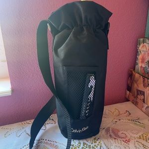 NWOT Calvin Klein black beverage carry case w/wine opener and cross body strap